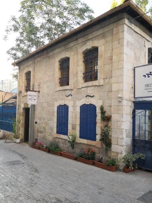 Stunning Apartment Located In The Heart Of The City Center, Close To A Synagogue, Train Station, Mahane Yehuda Market, Etc. Jerusalem Exterior photo